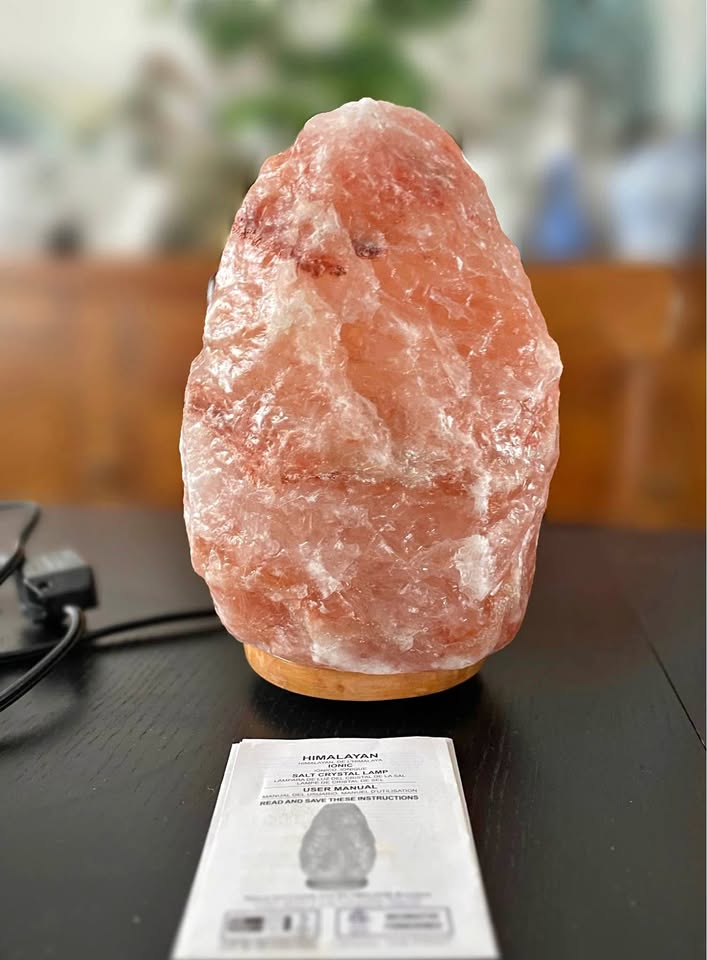 Large Pink salt lamp
