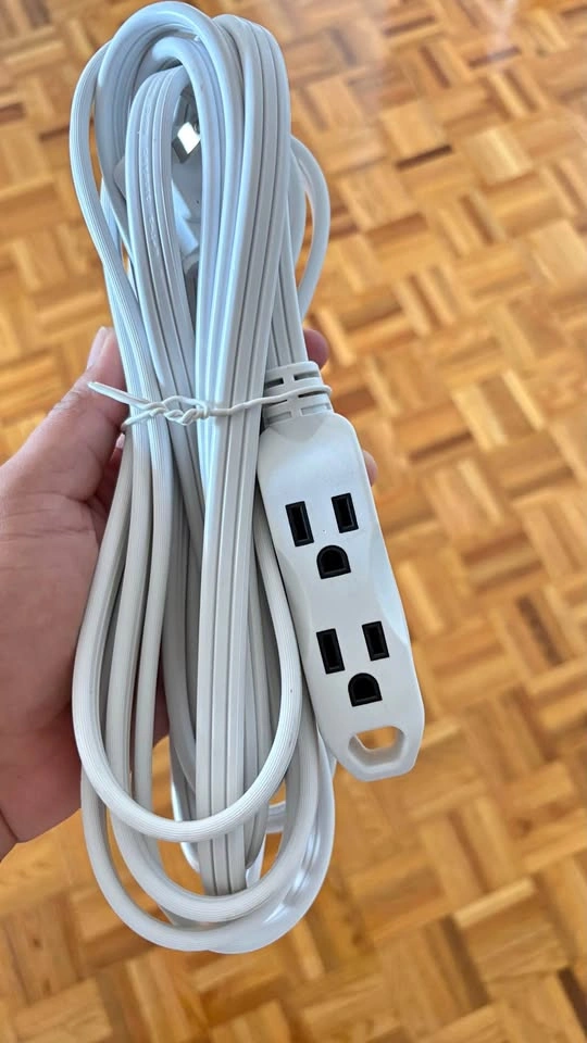 Extension cord 12 ft