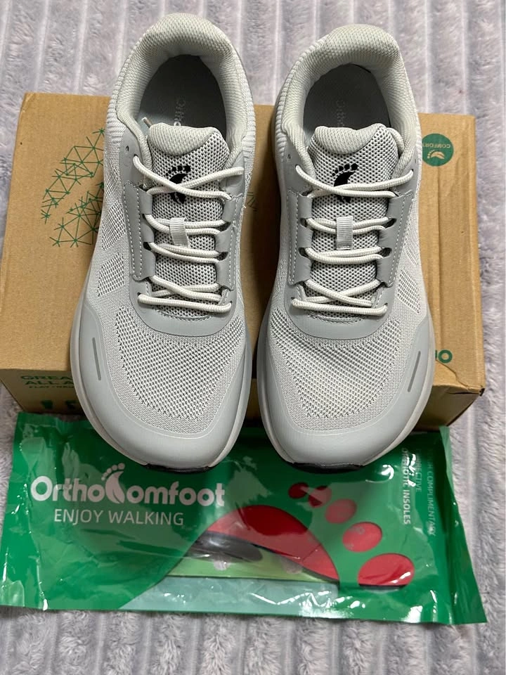 OrthoComfoot Wide‐Toe Hiking Shoes — Men’s US 10 / EU 44 — NEW