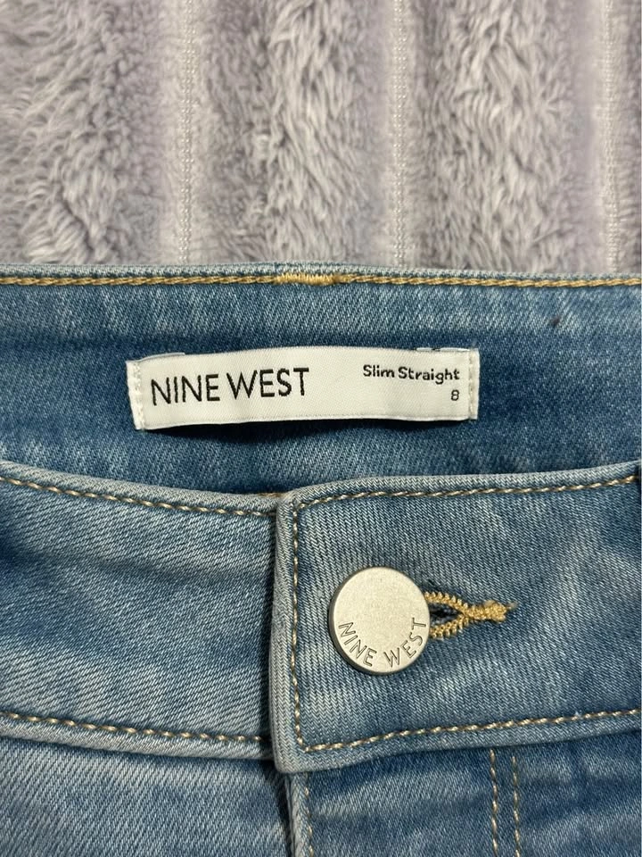 Nine West Slim Straight Jeans — Women’s Size 8 — Light Wash - photo 5