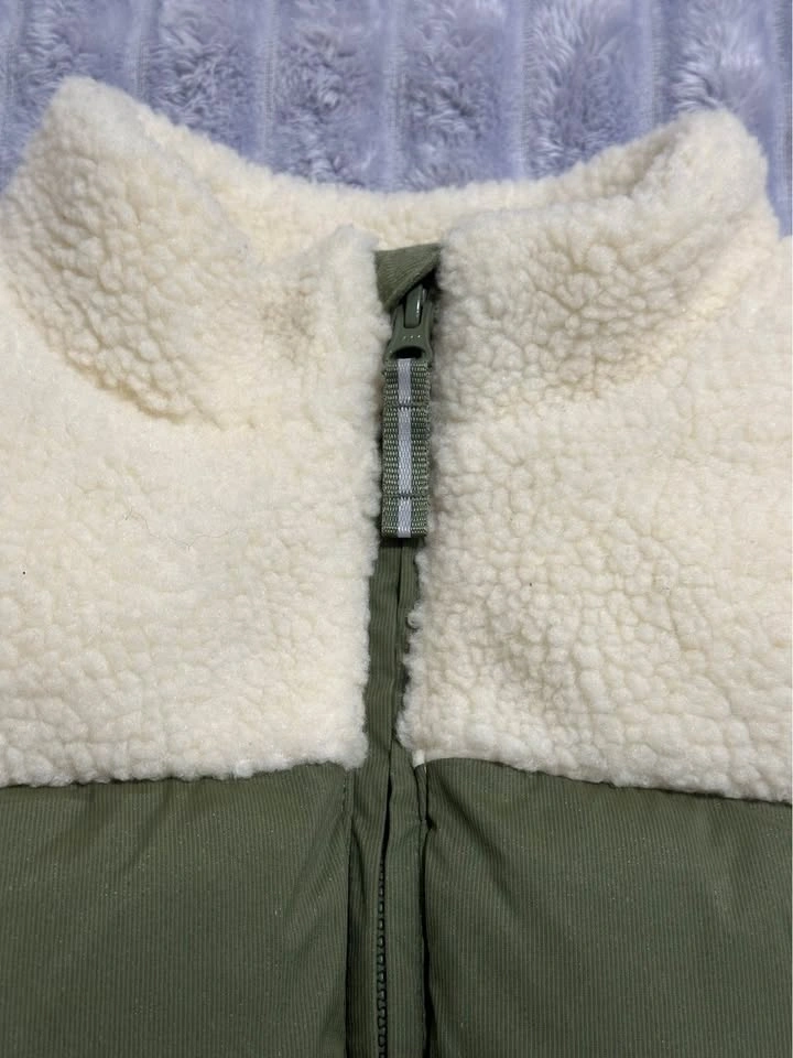 Cat & Jack Puffer Vest — Kids’ XL (14) — Olive Green — New with - photo 2