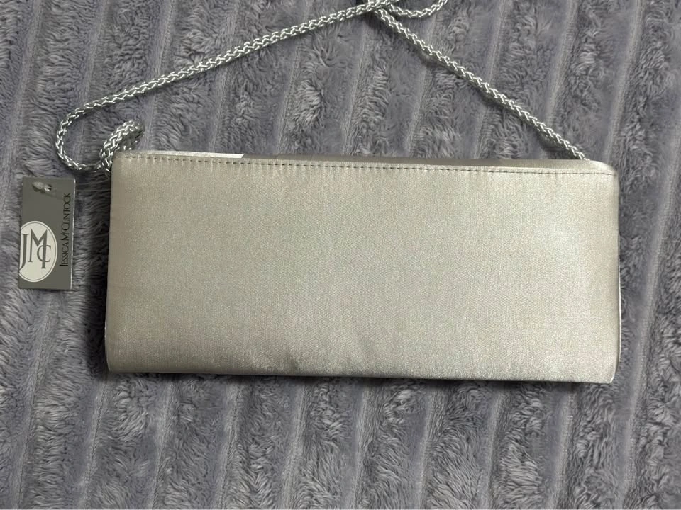 Jessica McClintock Silver Satin Clutch Purse with Chain Strap - photo 5