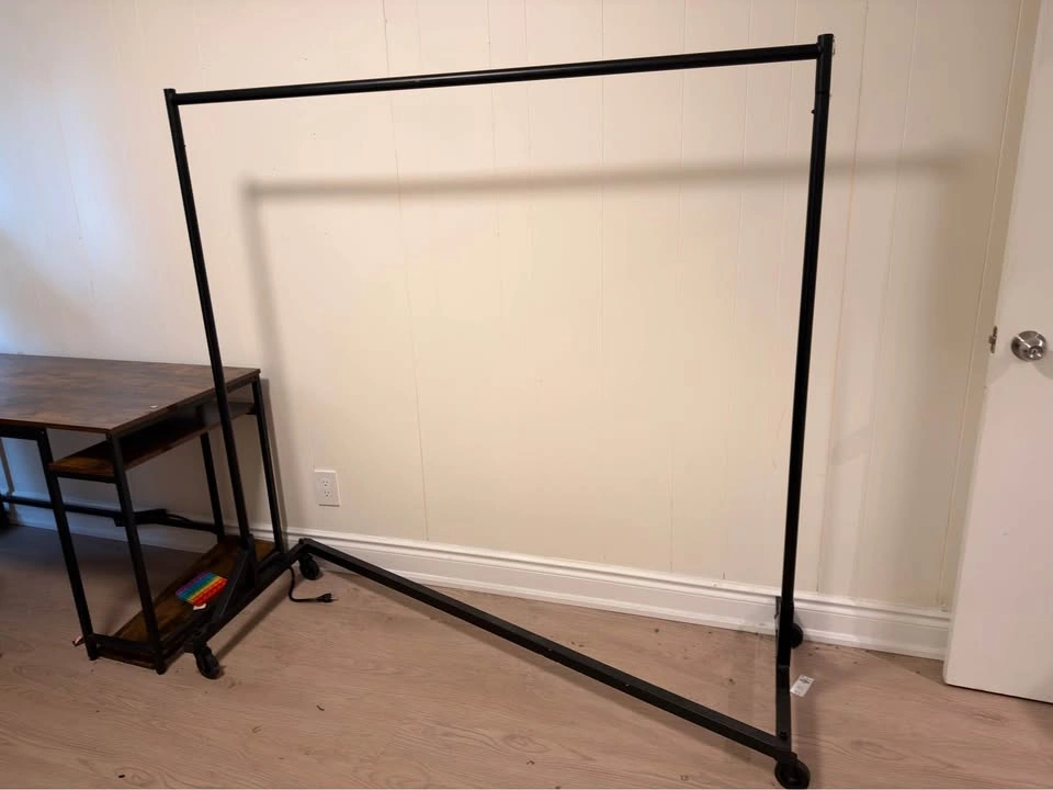 Clothing Rack - heavy duty - photo 3