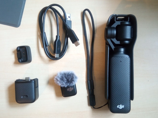 DJI Osmo Pocket 3 + DJI Mic Mini Wireless Microphone - photo 3