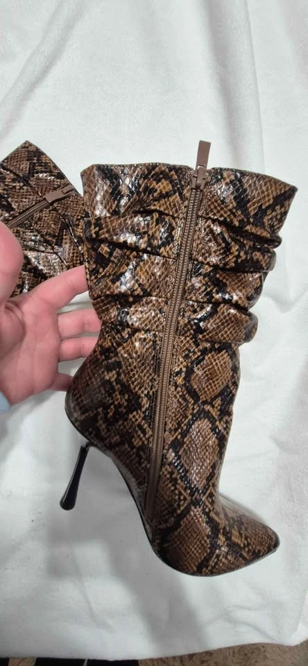 Snakeskin Print Slouchy Stiletto Ankle Boots Size 7 - photo 3