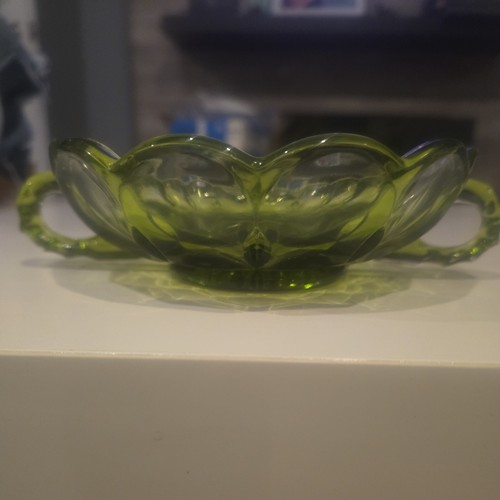 Pair Vintage Anchor Hocking Fairfield Avocado Green Bowls - photo 5