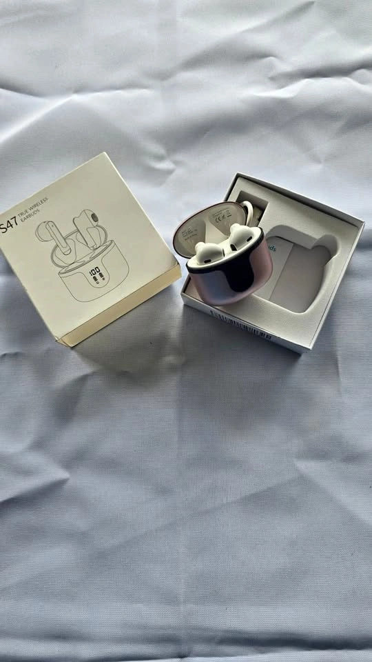 S47 True Wireless Earbuds (Model S47)