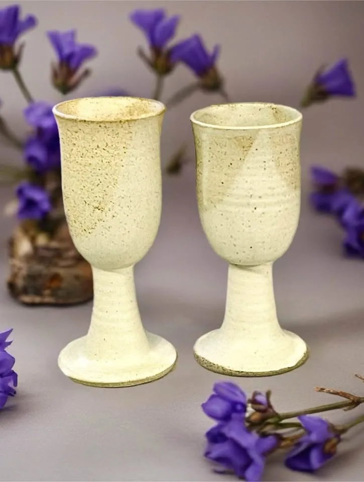 Pair of vintage ceramic goblets image indicator(3)