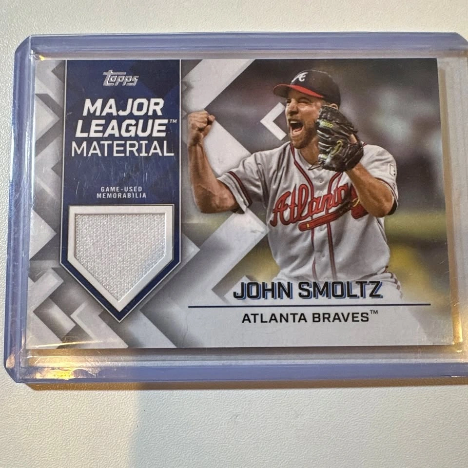 2022 Topps John Smoltz Atlanta Braves Game-Used Jersey Card