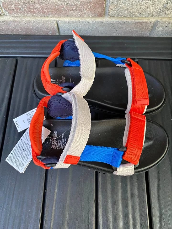 Gap Kids Sport Sandals Size 12-13