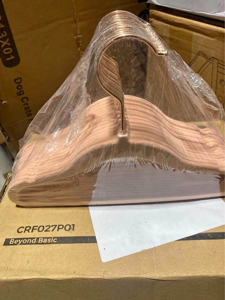 50 Pink + Rose Gold Velvet Kids Size Hangers