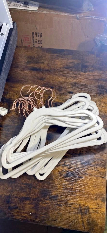 50 White + Rose Gold Velvet Kids Size Hangers