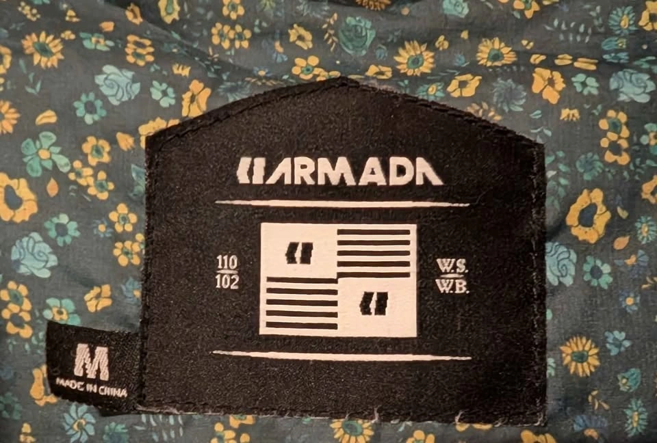 Armada jacket with hood - photo 4