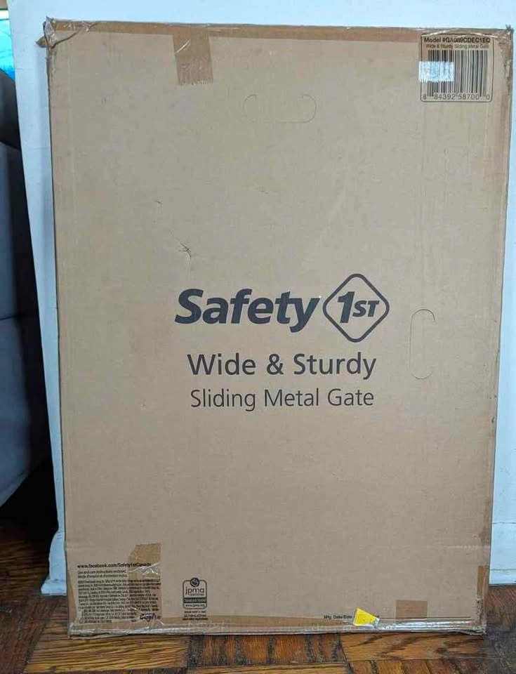 Safety 1st Wide and Sturdy Sliding Gate - photo 2