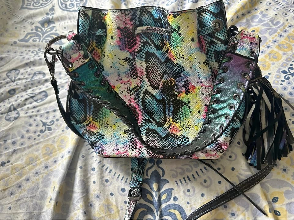 Multicolor Snakeskin Print Bucket Bag with Tassel