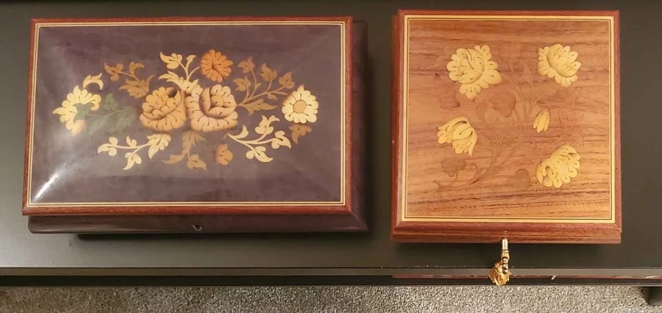1970's Vintage Lador Italian Inlaid Wood Music Boxes - photo 2