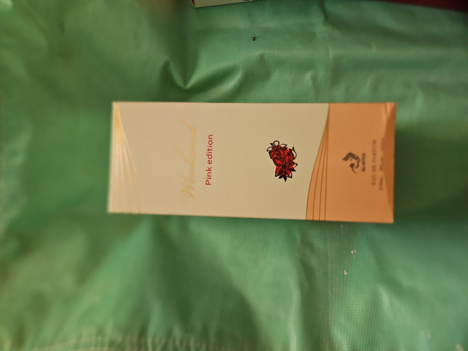 Perfumes for Sale - photo 2