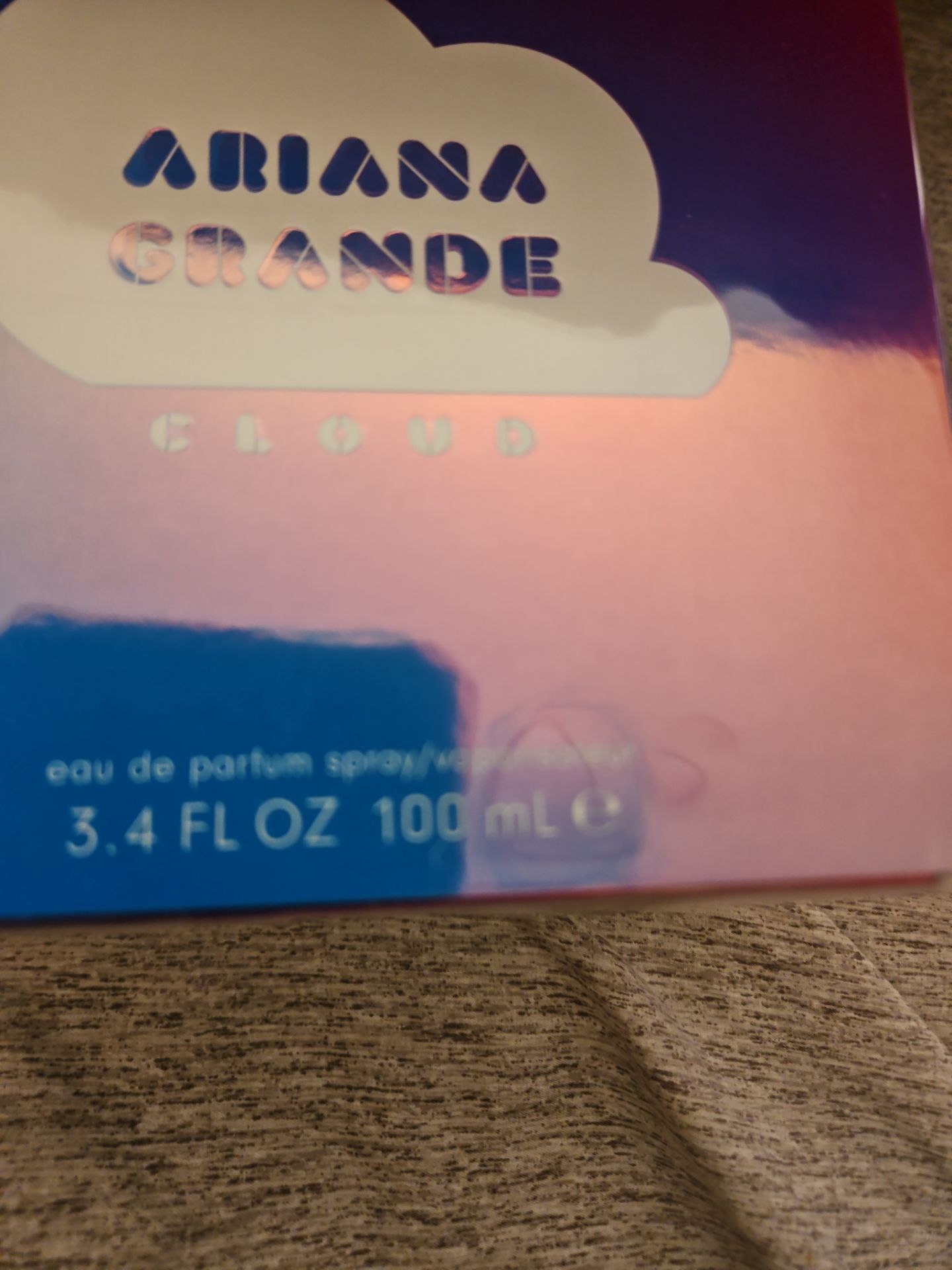 Ariana Grande CLOUD - photo 2