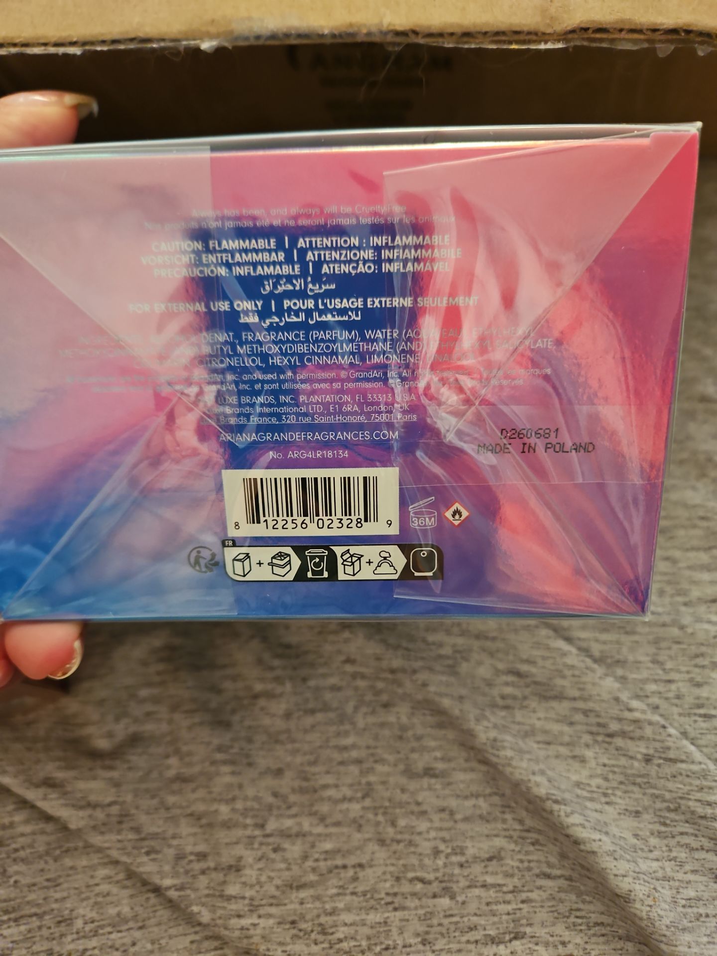 Ariana Grande CLOUD - photo 3