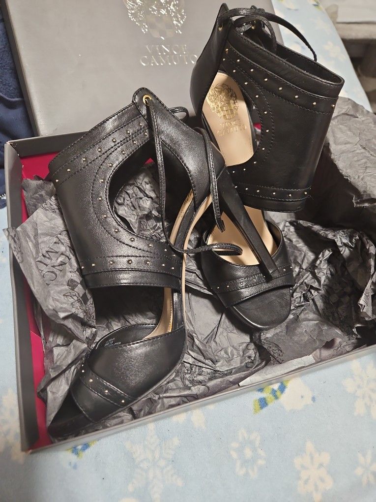 Vince Camuto Heels - photo 2