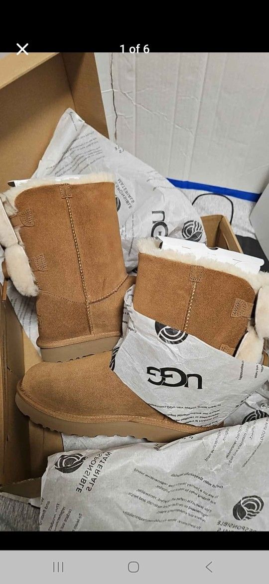 Classic Double Bow Boots UGGS - photo 4