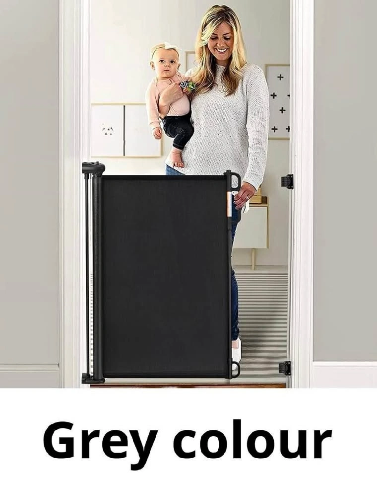 New in Box MomCozy Retractable Gate, Grey