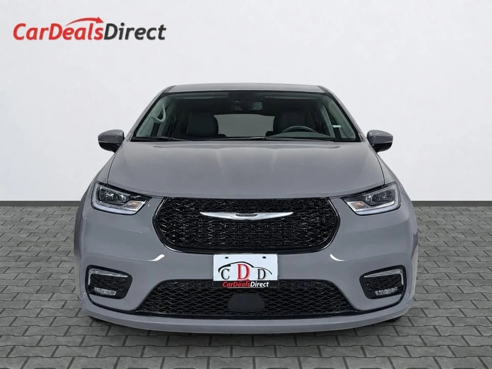 2023 Chrysler Pacifica - photo 2