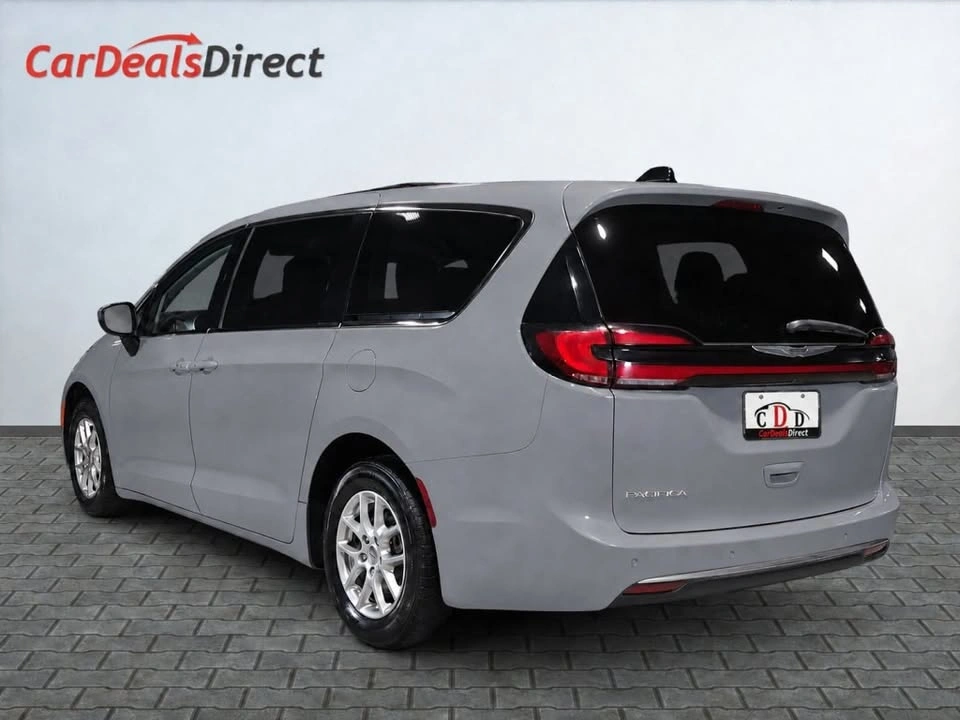 2023 Chrysler Pacifica - photo 5