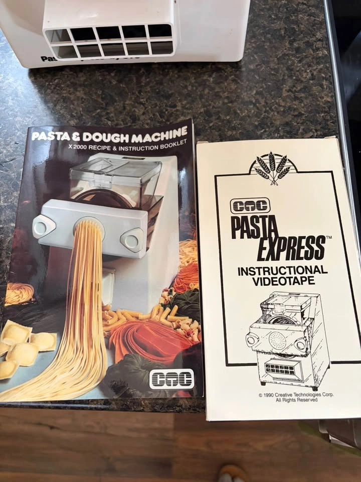 Pasta Express Pasta & Dough Machine - photo 3