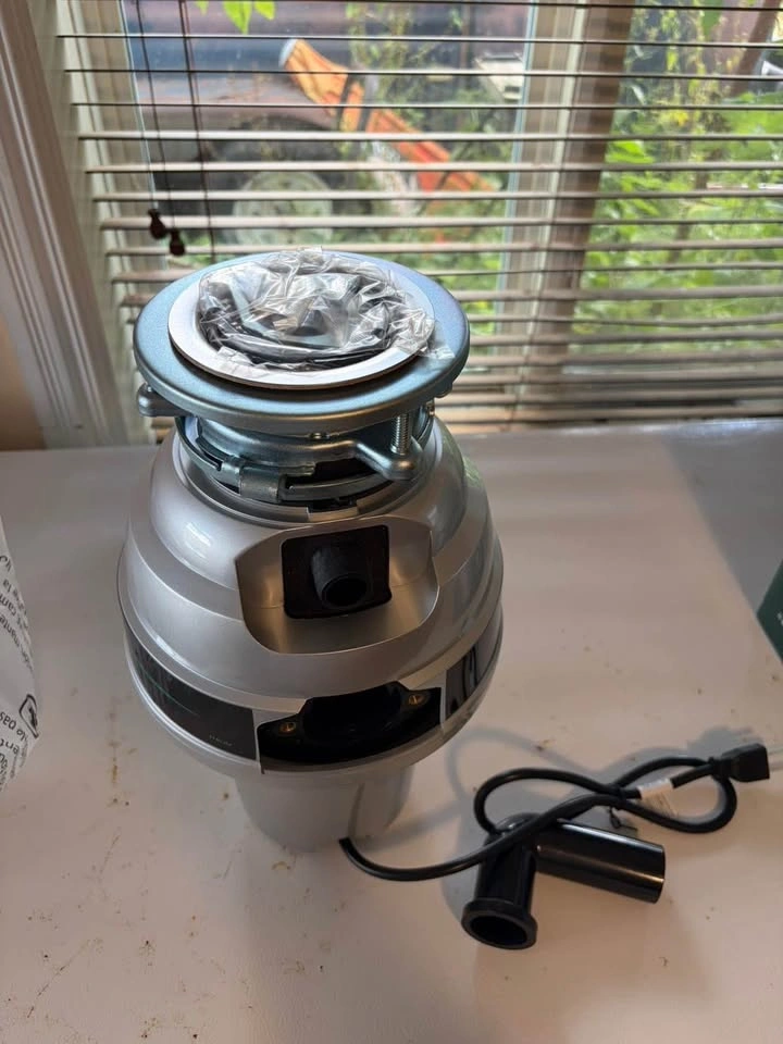American Standard ASD-1250 Food Waste Disposer - photo 2