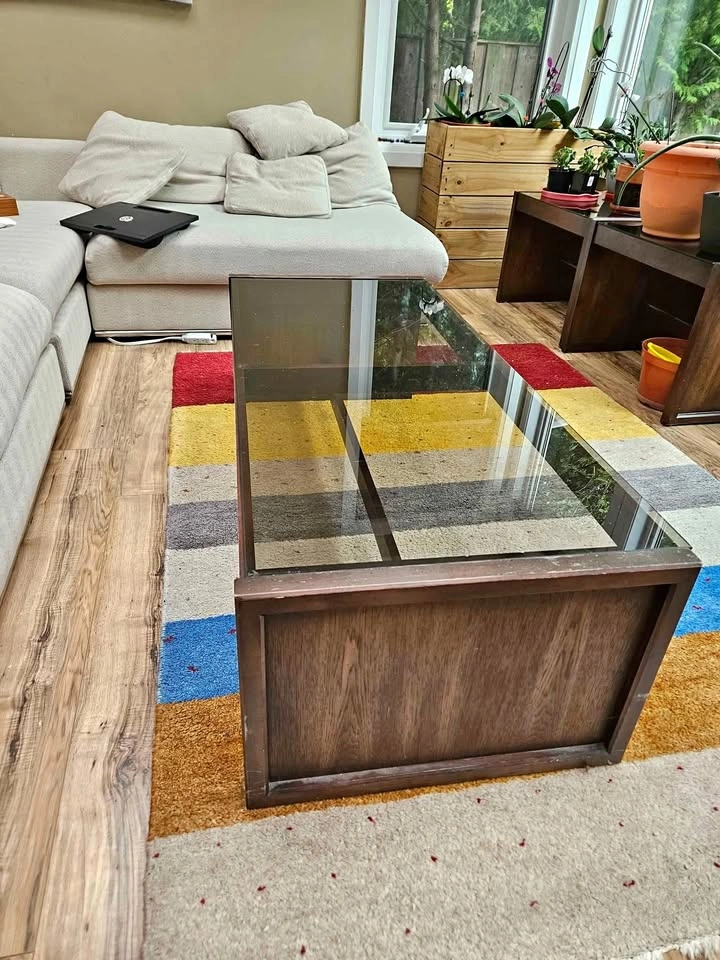 Coffee table and 2 nesting tables