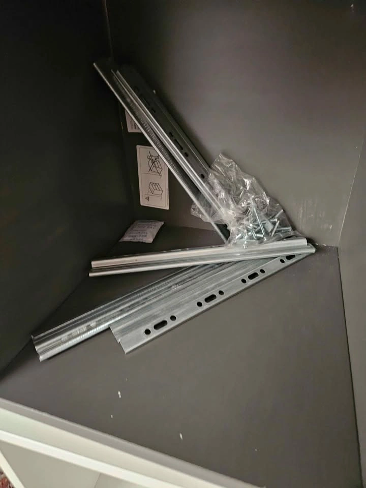 Ikea Eket cubes and wall mount - photo 3