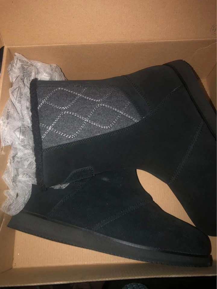 New McKinley Women's Black Fur Lined Boots Size 10 (fits 9.5) - photo 2