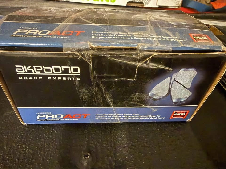 New Bosch QuietCast Rear Rotors and Akebono Brake Pads - photo 3