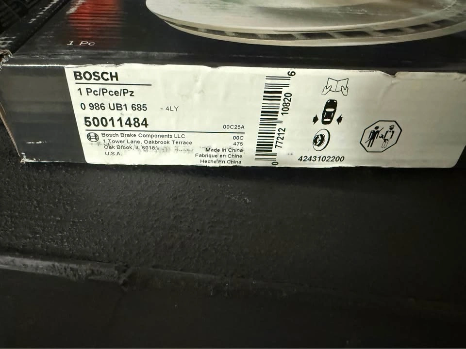 New Bosch QuietCast Rear Rotors and Akebono Brake Pads - photo 4