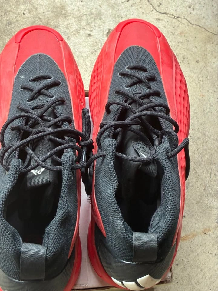 Mens basketball sneakers - photo 5