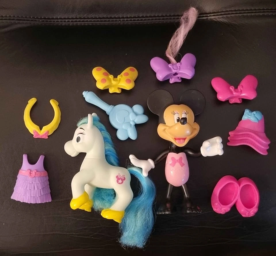 Fisher Price Disney Minnie Mouse Jump N Style Pony Stable - photo 2