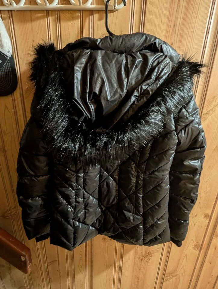 Guess Urisa Puffer Jacket - photo 4