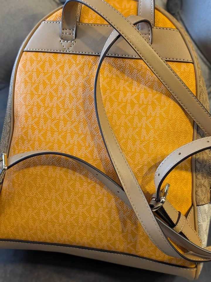 Michael Kors Rhea Backpack - photo 3
