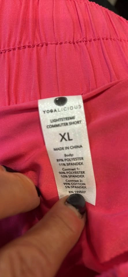 Yogalicious shorts - photo 2