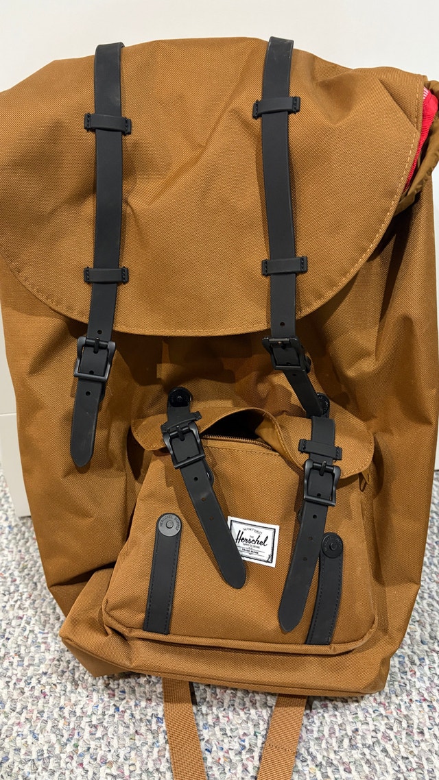 Bags, backpacks and boots! - photo 4