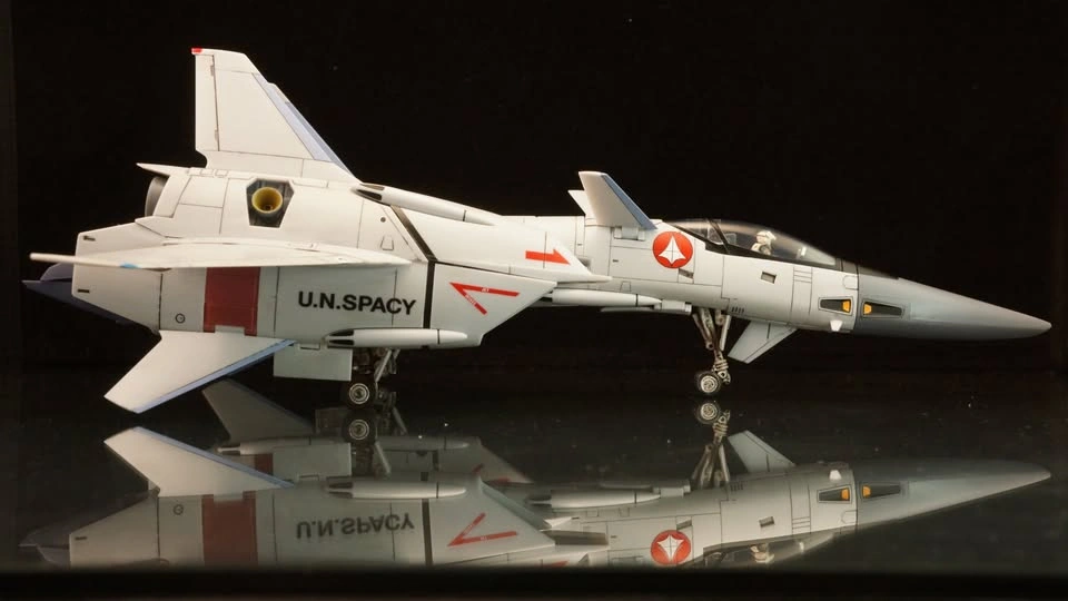 Macross/ Robotech Arcadia 1/60 VF-4G Lightning III - photo 3