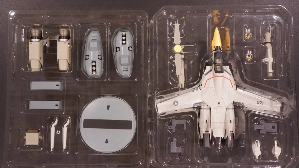 Yamato Macross/ Robotech VE-1 ElintSeeker - photo 3