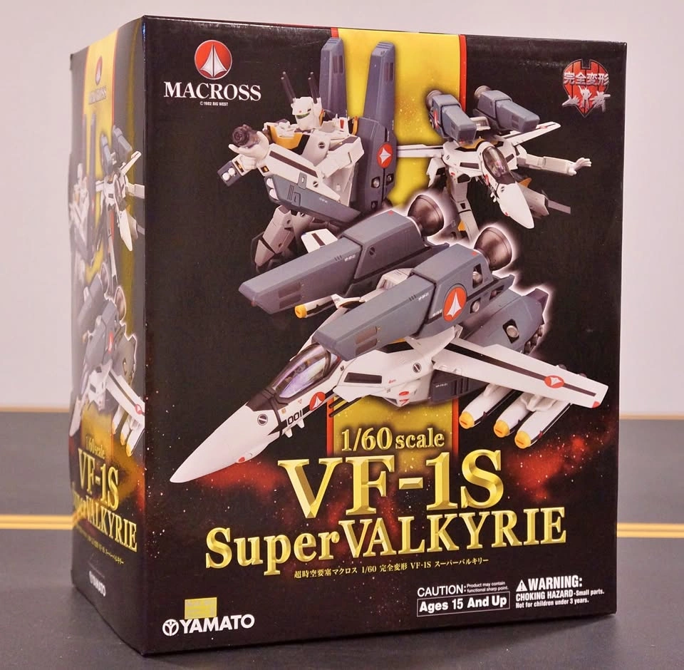 Yamato Macross/ Robotech 1/60 Super Valkyrie