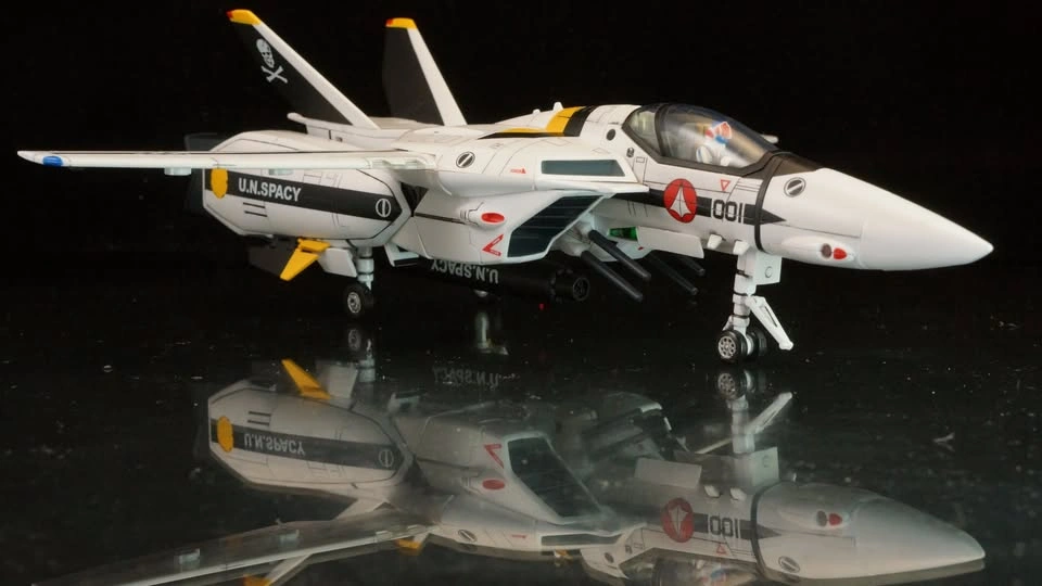 Yamato Macross/ Robotech 1/60 Super Valkyrie - photo 4