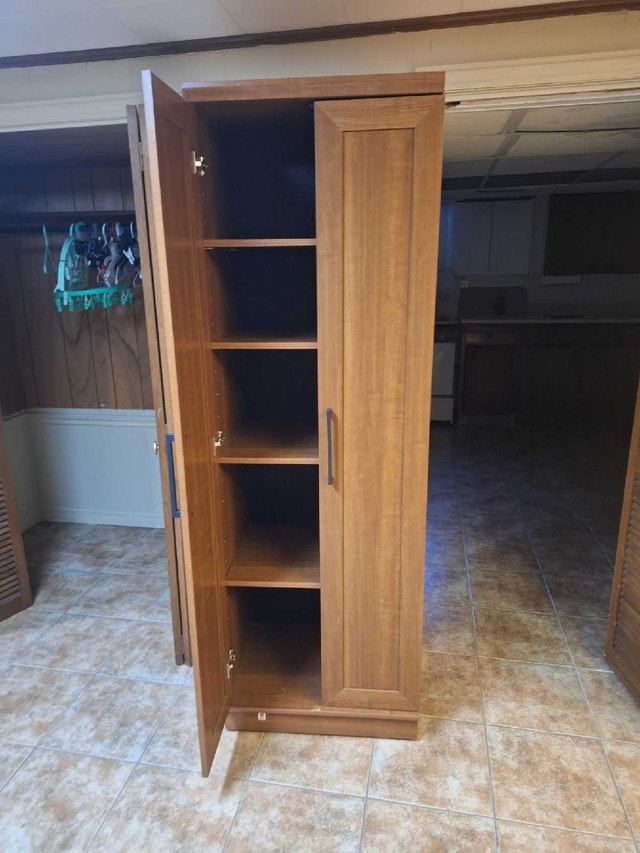 kitchen pantry - photo 2