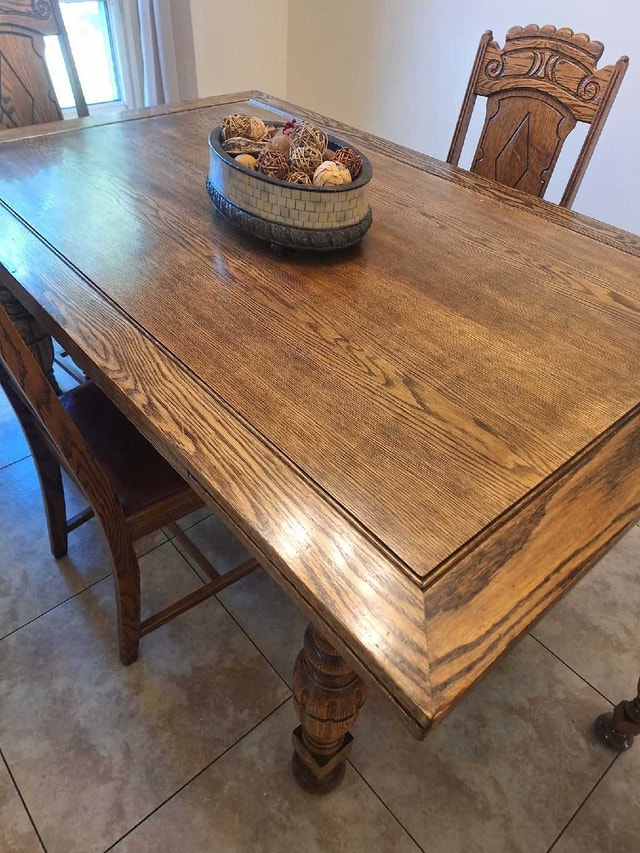 Dining table with chairs