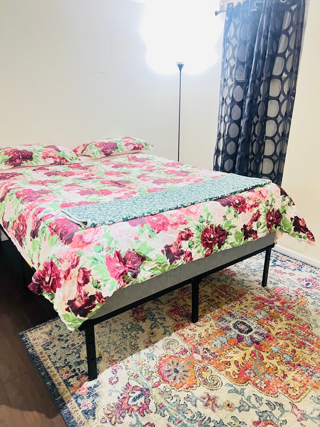 Furnished Room for Rent – $750 All-Inclusive | Female Preferred - photo 2