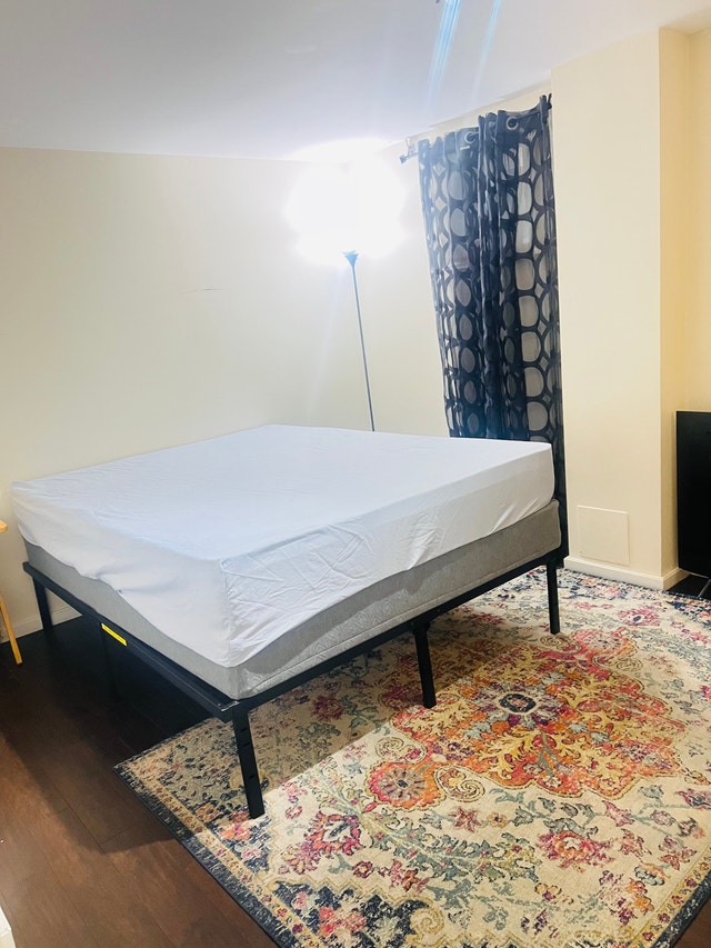 Furnished Room for Rent – $750 All-Inclusive | Female Preferred - photo 3