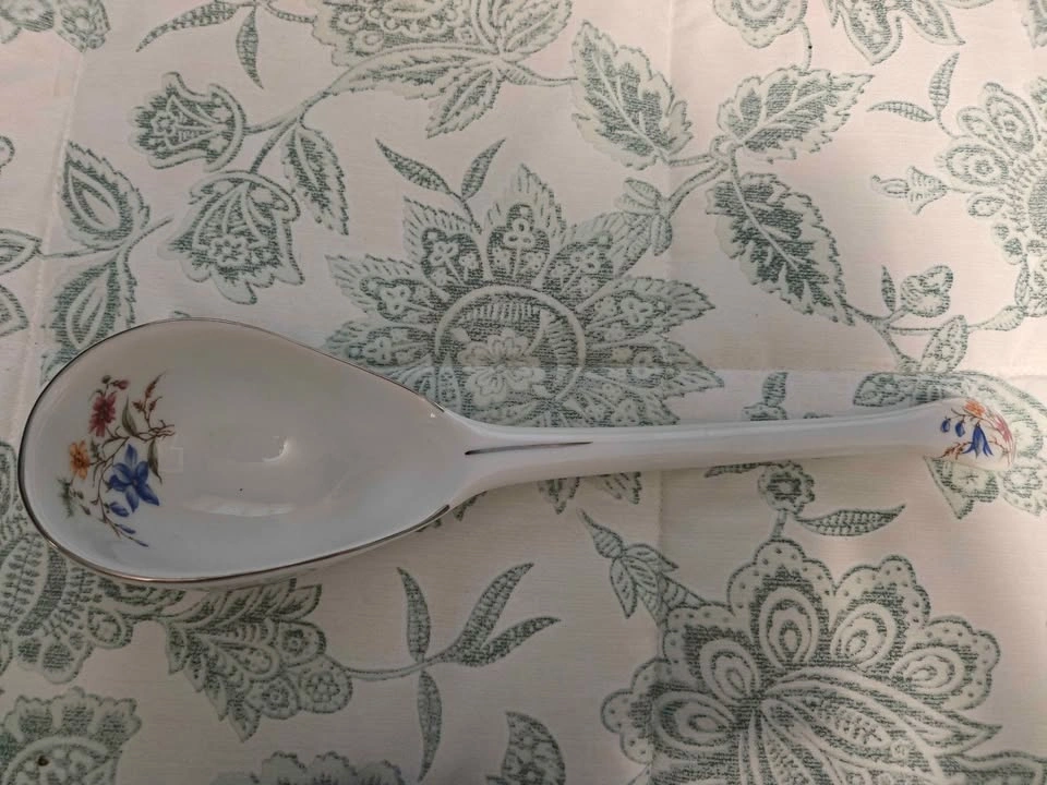 Vintage Floral Ceramic Soup Tureens with Ladle - photo 3
